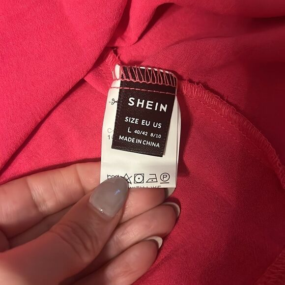 Two Women’s Tops - SHEIN - Picture 11 of 11